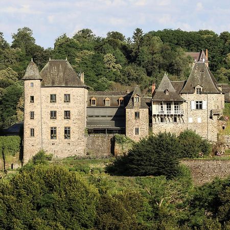 Hotel Joyet De Maubec Uzerche Exterior photo